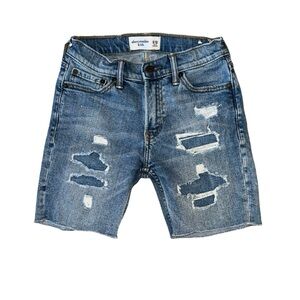 Abercrombie | Destroyed Denim Short | Medium Wash | Boys